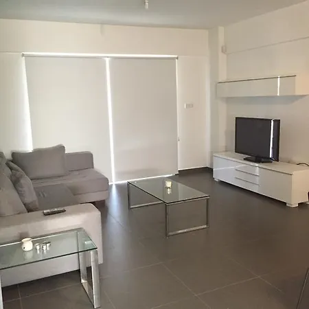 Apartment Nikolas Larnaka